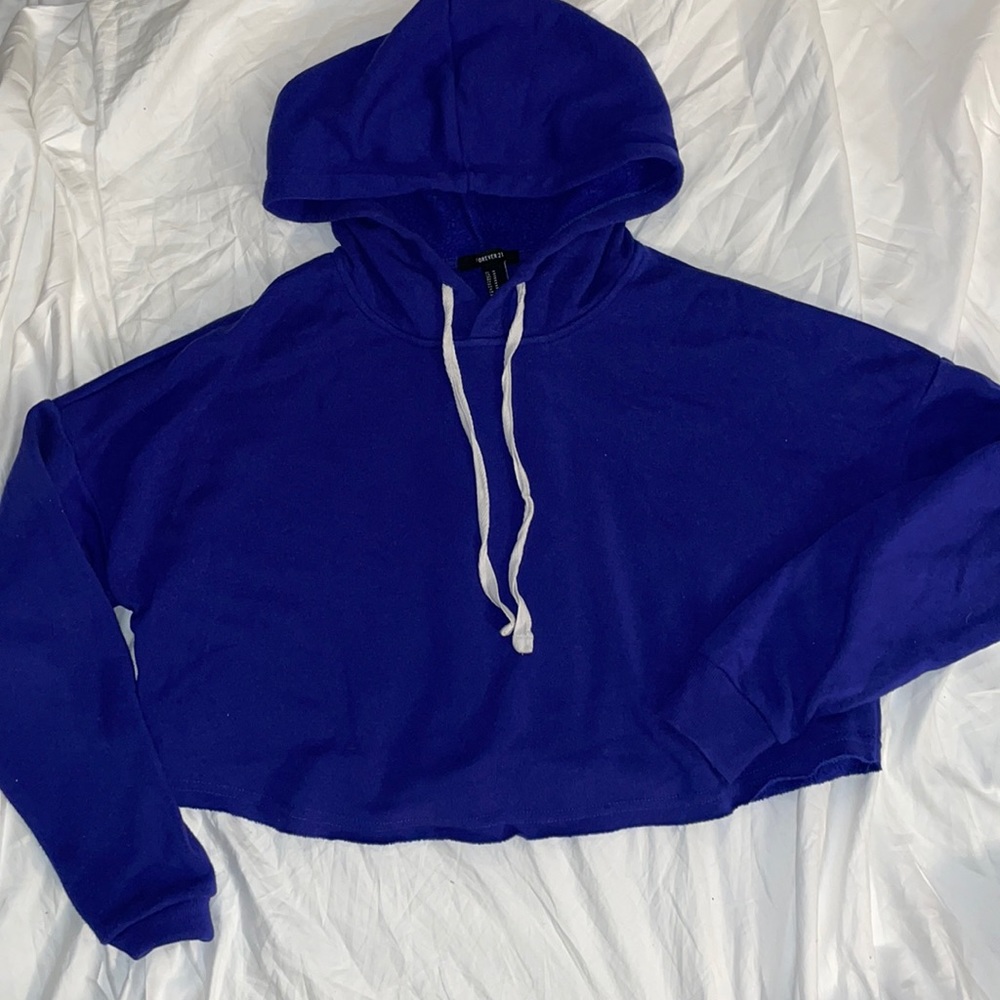 Forever 21 cropped hoodie M